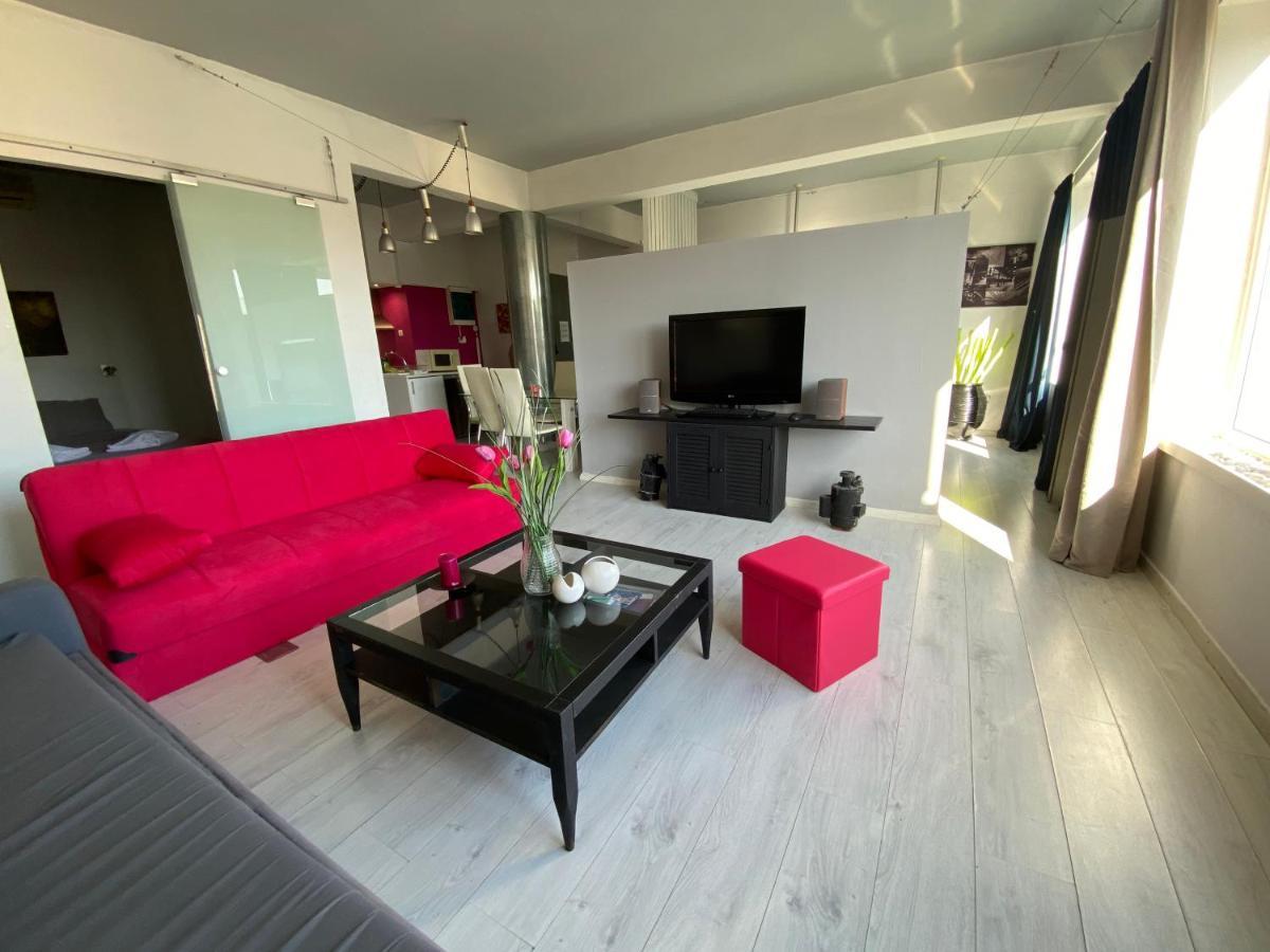 Ferienwohnung Red Grey Loft Athen Exterior foto